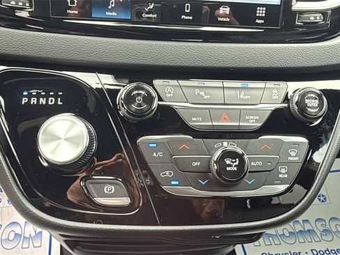 New 2026 Chrysler Voyager LX image 25