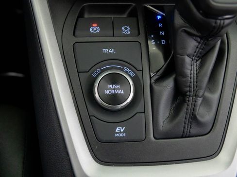 Used 2025 Toyota RAV4 LE image 19