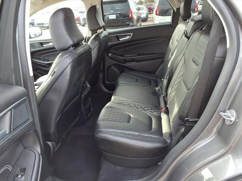 Used 2024 Ford Edge Titanium image 13