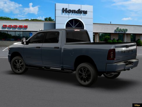 New 2026 RAM 2500 Big Horn AWD/4WD image 4