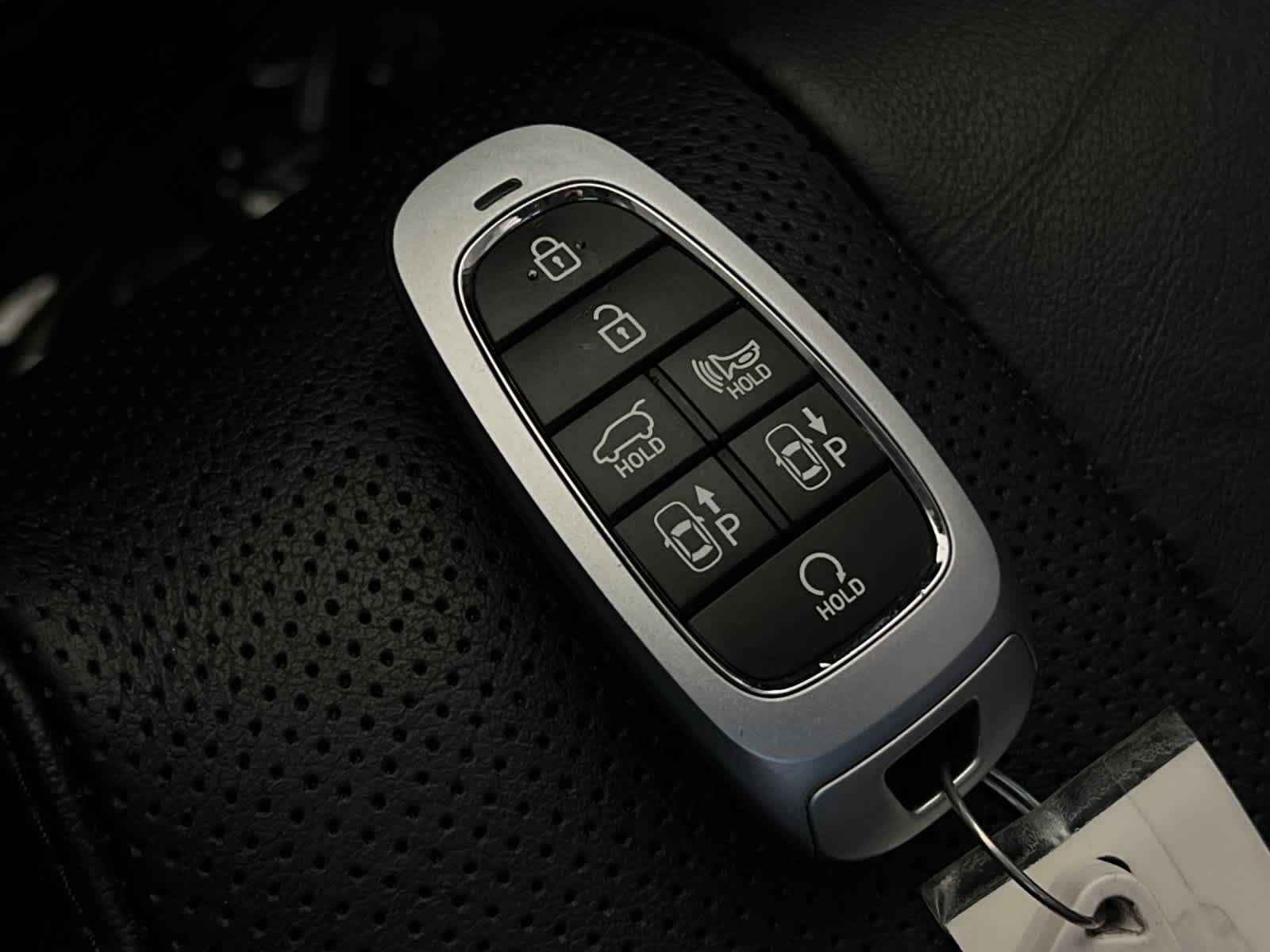 Used 2022 Hyundai Santa Fe Limited FWD image 30