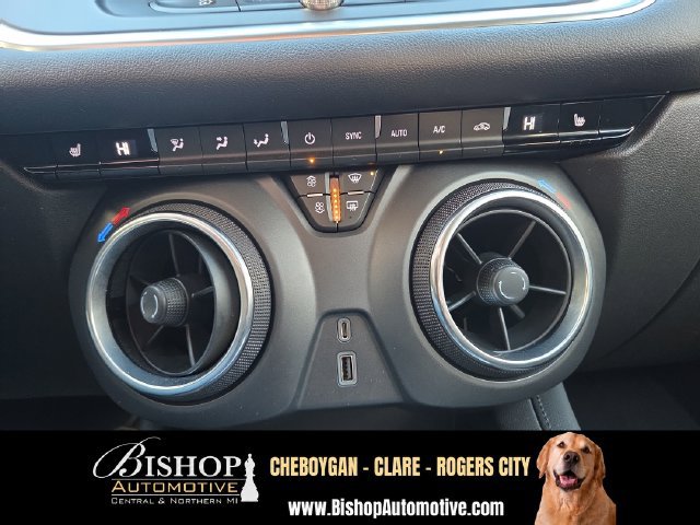 Used 2020 Chevrolet Blazer LT AWD/4WD image 12
