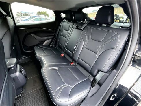 Used 2025 Ford Mustang Mach-E Premium image 20