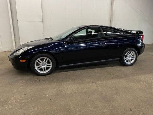 Used 2000 Toyota Celica GT FWD image 1