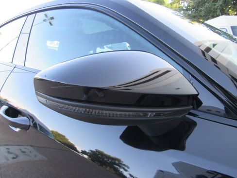 Used 2023 Audi e-tron GT Premium Plus w/ Performance Package image 25