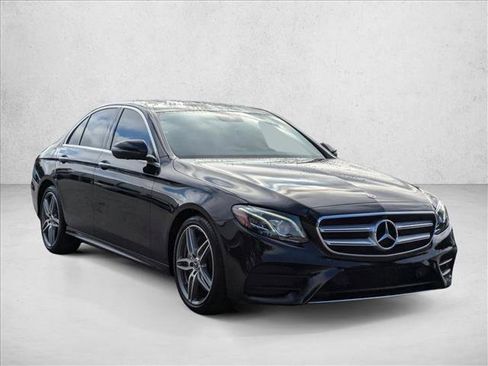 Used 2019 Mercedes-Benz E 300 image 3