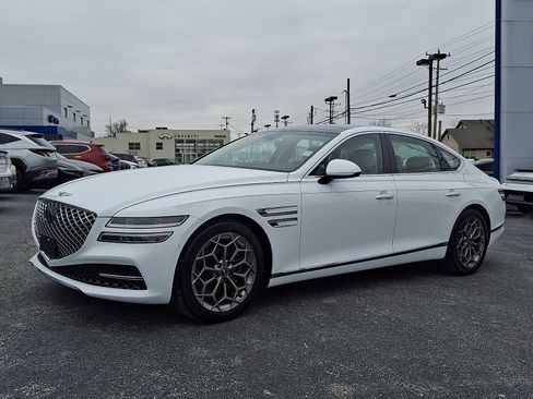Used 2022 Genesis G80 2.5T w/ Prestige Package image 3