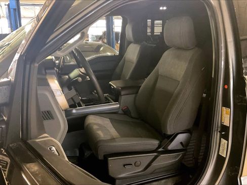 Used 2024 Ford F250 XLT AWD/4WD image 7