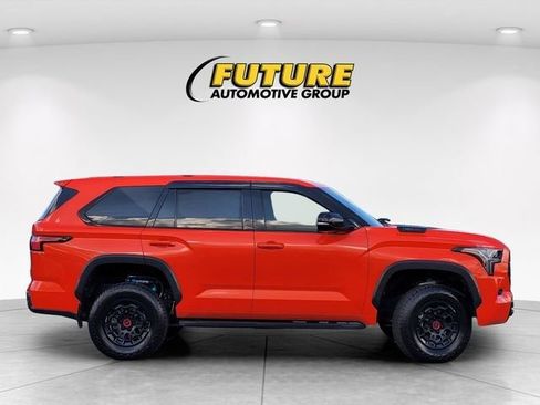 Used 2023 Toyota Sequoia TRD Pro AWD/4WD image 9