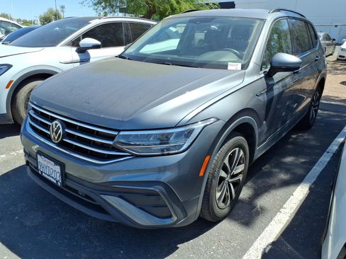 Certified 2023 Volkswagen Tiguan S FWD image 1