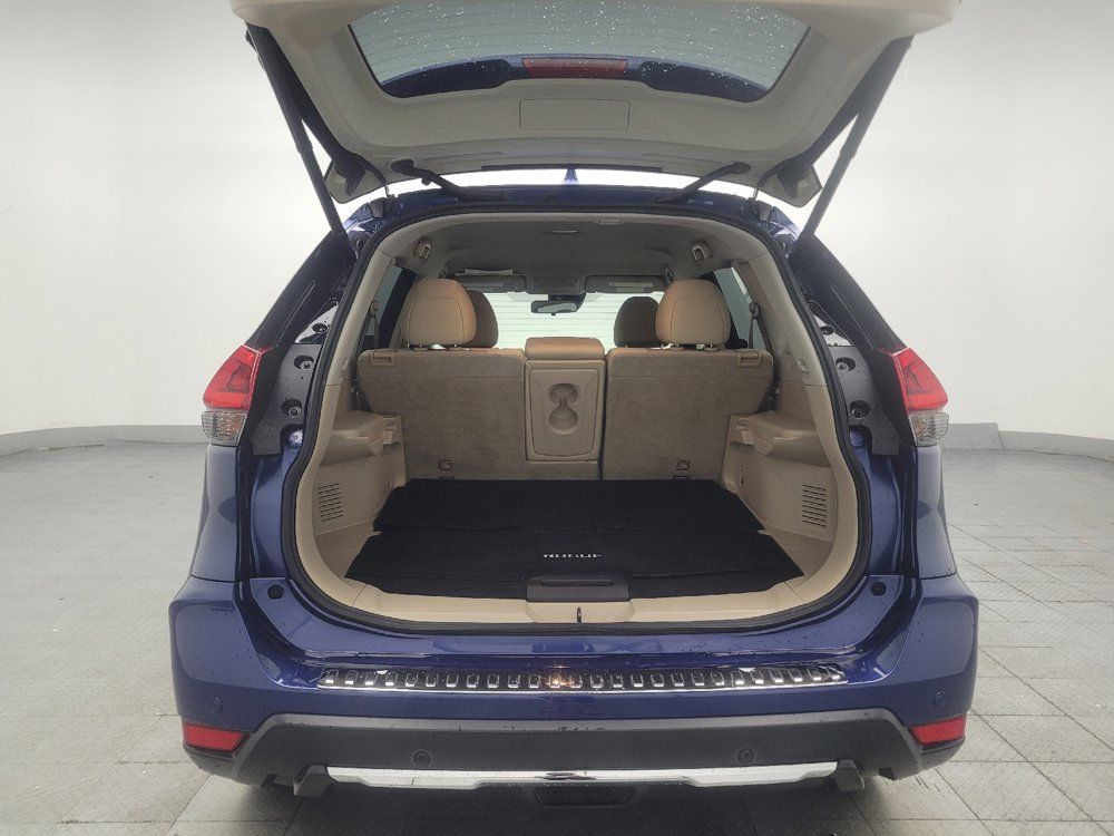 Used 2020 Nissan Rogue SV FWD image 29