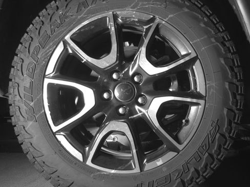 Used 2025 Jeep Compass Trailhawk AWD/4WD image 15