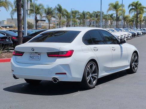 Used 2023 BMW 330i Sedan w/ Premium Package RWD image 10