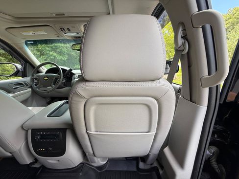 Used 2012 Chevrolet Tahoe LT AWD/4WD image 36