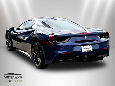 Used 2018 Ferrari 488 GTB image 10
