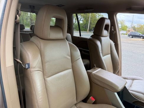 Used 2004 Honda Pilot EX image 21