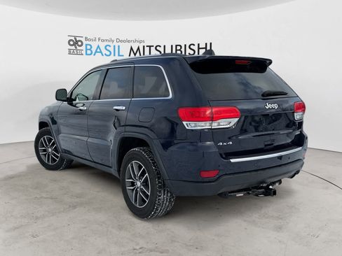 Used 2018 Jeep Grand Cherokee Limited image 3