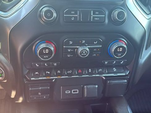 Used 2022 Chevrolet Silverado 1500 LTZ w/ Technology Package AWD/4WD image 21