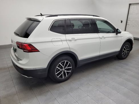 Used 2021 Volkswagen Tiguan SE w/ Panoramic Sunroof Package FWD image 10