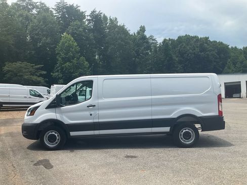 New 2026 Ford Transit 250 Low Roof RWD image 8