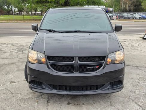 Used 2015 Dodge Grand Caravan SE w/ Quick Order Package 29E SE FWD image 4