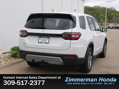 Certified 2025 Honda Pilot EX-L image 2