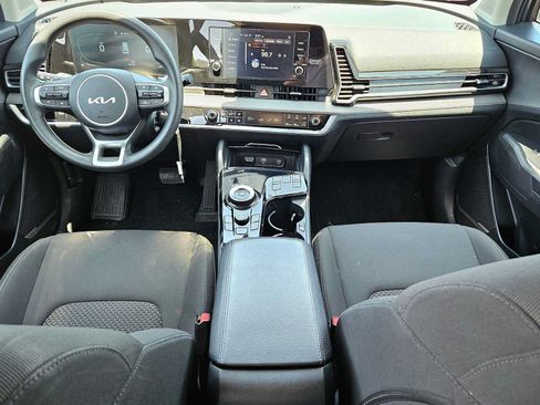 Certified 2023 Kia Sportage LX AWD/4WD image 15