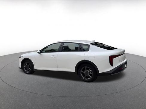 Used 2025 Kia K4 FWD image 8