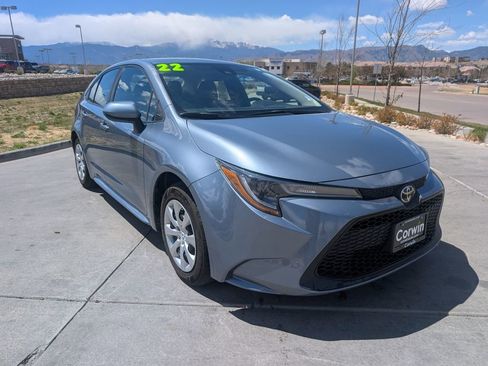 Used 2022 Toyota Corolla LE FWD image 27