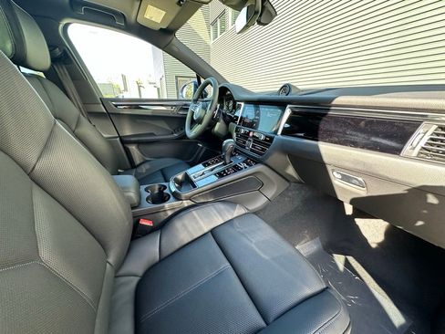 Used 2026 Porsche Macan AWD/4WD image 77