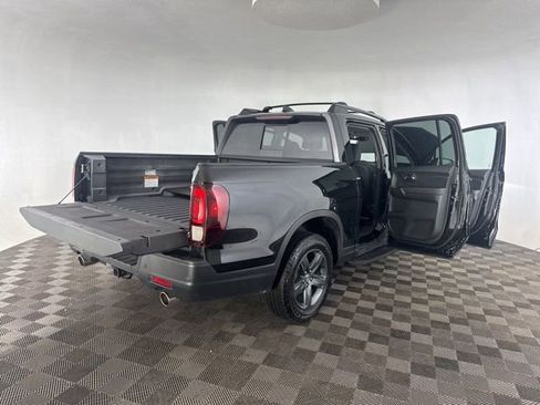 Used 2023 Honda Ridgeline RTL-E image 16