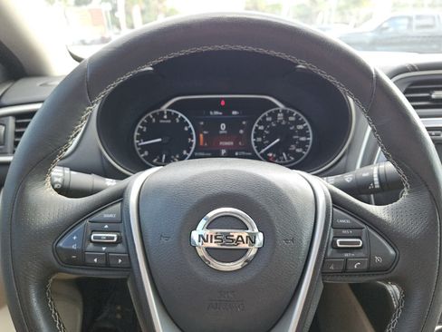 Used 2018 Nissan Maxima 3.5 SV FWD image 11