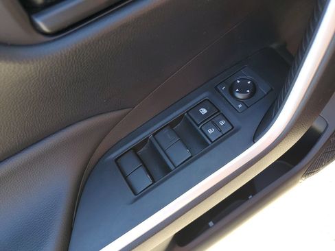 Used 2023 Toyota RAV4 LE FWD image 21