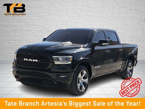 Used 2021 RAM 1500 Laramie AWD/4WD image 1