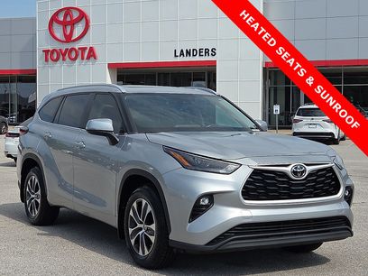 Used 2024 Toyota Highlander XLE