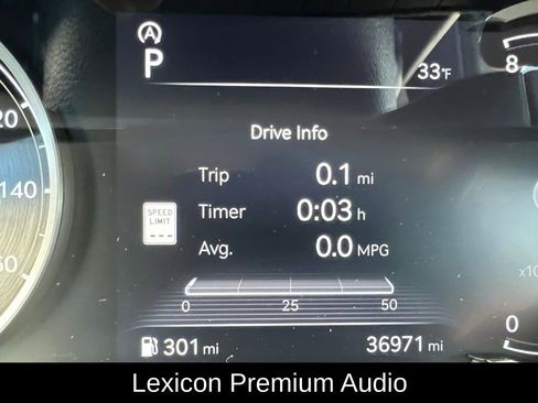 Used 2023 Genesis GV70 2.5T w/ Advanced Package image 14