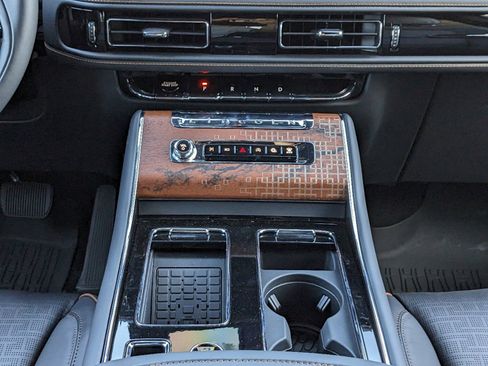 New 2025 Lincoln Aviator Black Label image 20