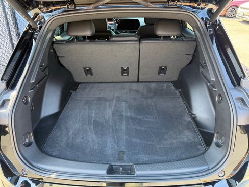 Used 2024 Chevrolet Equinox EV RS FWD image 42