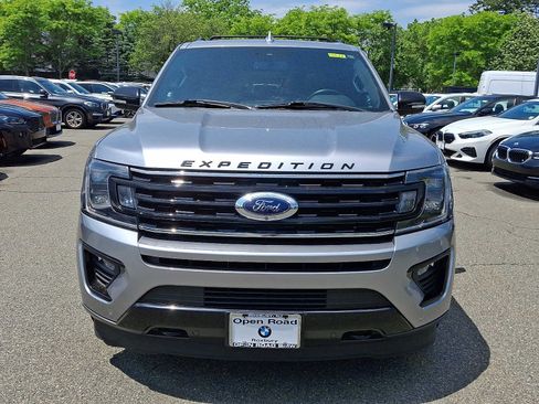 Used 2020 Ford Expedition Limited w/ Equipment Group 303A AWD/4WD image 2