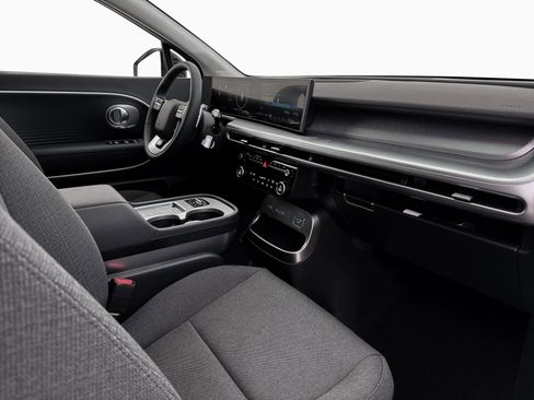 New 2026 Hyundai Ioniq 9 S RWD image 15