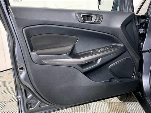 Used 2021 Ford EcoSport SE image 23