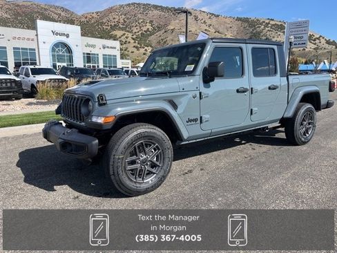 New 2025 Jeep Gladiator Sport image 8