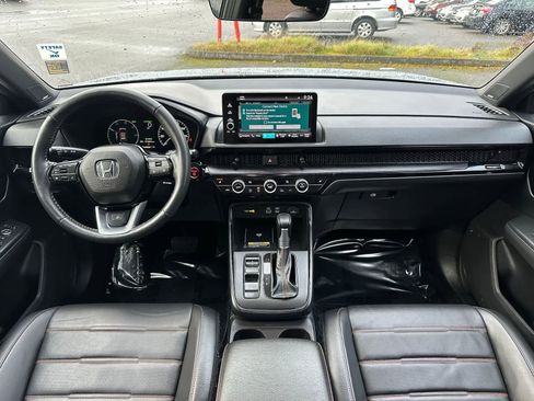 Used 2024 Honda CR-V Sport Touring image 9