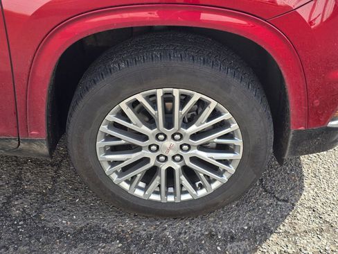 Used 2024 GMC Acadia Denali w/ Super Cruise Package image 9