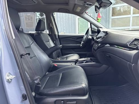 Used 2022 Honda Pilot Touring image 42