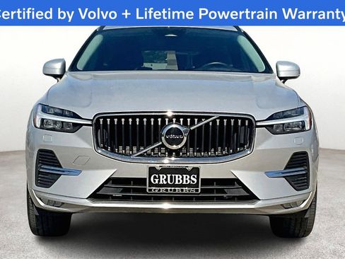Used 2023 Volvo XC60 B5 Core image 5