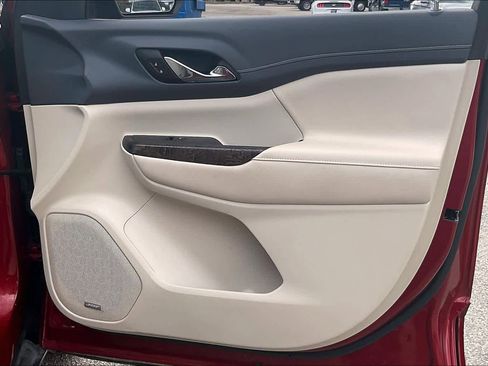 Used 2021 GMC Acadia Denali w/ LPO, Floor Liner Package image 19