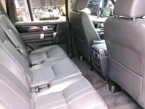 Used 2015 Land Rover LR4 HSE AWD/4WD image 13