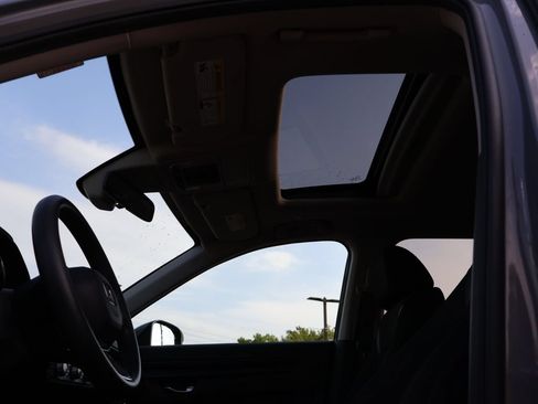 Certified 2024 Honda CR-V EX image 31
