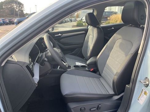 New 2026 Volkswagen Jetta SE FWD image 20